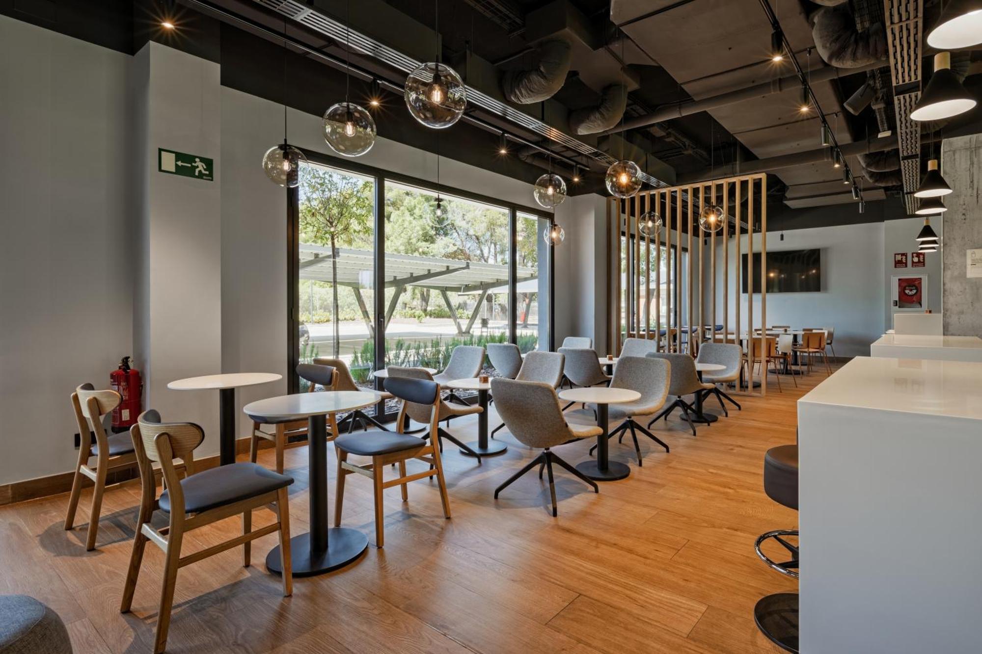 Ibis Budget Madrid Aeropuerto Exteriér fotografie